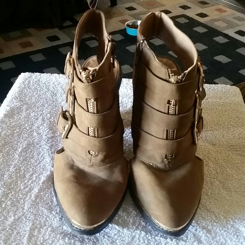 Aldo women's strappy open back shoes sz 7